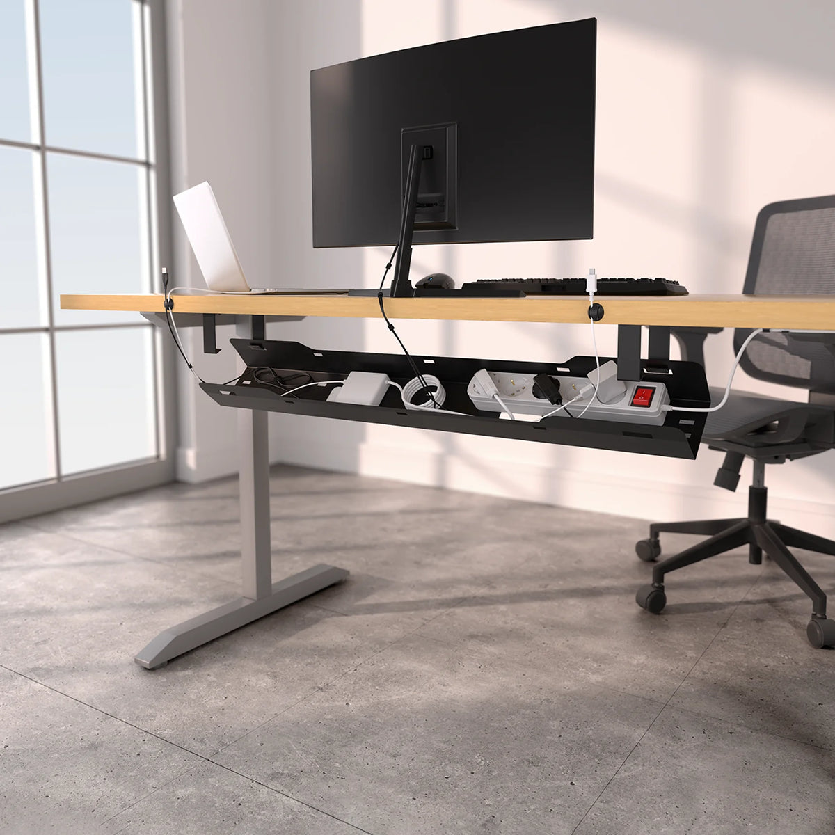 Kabelwanne für den Schreibtisch - Ultimate Setup