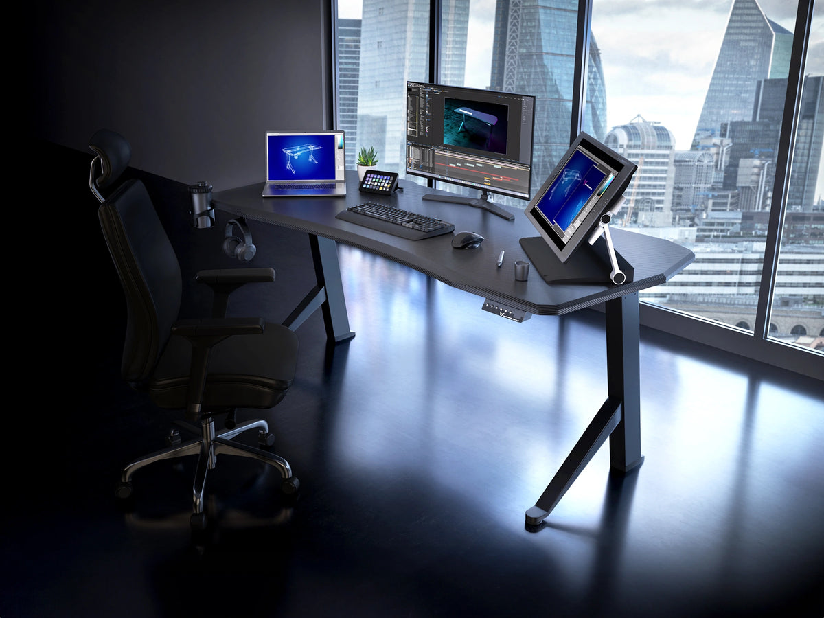 Höhenverstellbarer Gaming-Schreibtisch - Ultimate Setup
