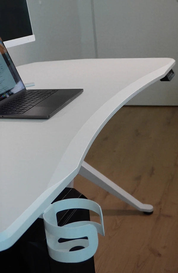 Schreibtischplatte Void — customer photo 1
